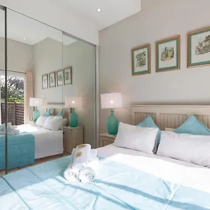 20ab Belladonna Vredehoek 2*, Cape Town South Africa
